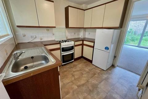 2 bedroom house to rent, Alport Way, Leicester LE18