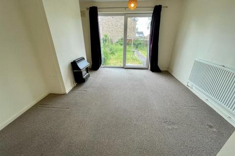 2 bedroom house to rent, Alport Way, Leicester LE18