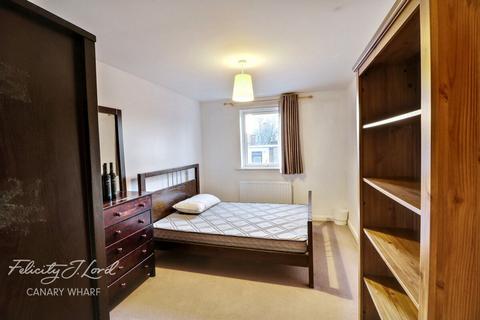 2 bedroom apartment to rent, Cassilis Road, LONDON