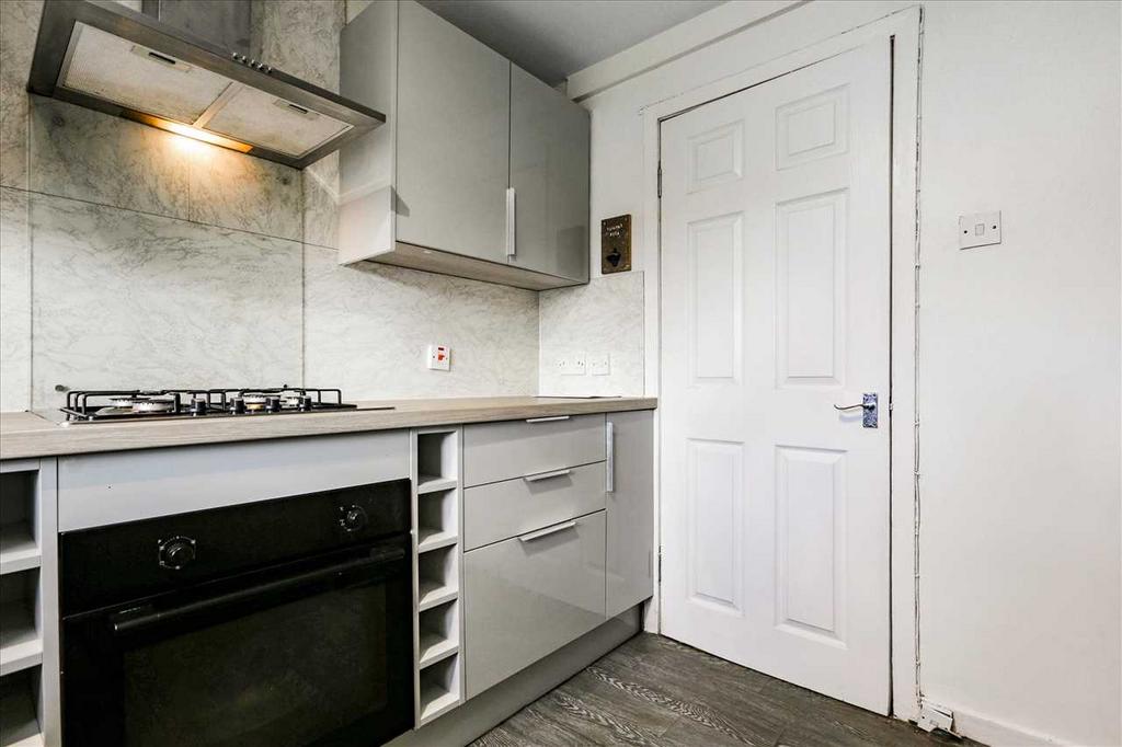 Kitchen (2)