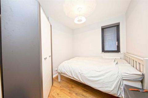 1 bedroom flat to rent, Waldegrave Road, Teddington TW11