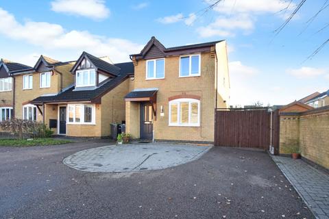 12 Haycroft, Luton, LU2 7GJ