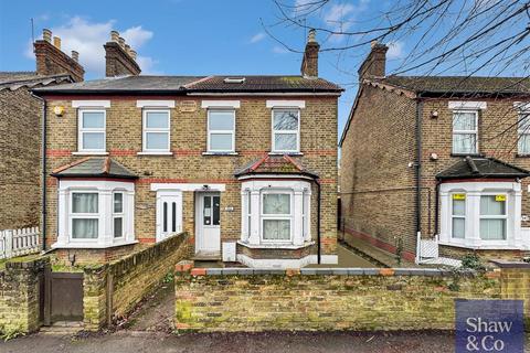 3 bedroom semi-detached house for sale, Staines Road, Feltham TW14