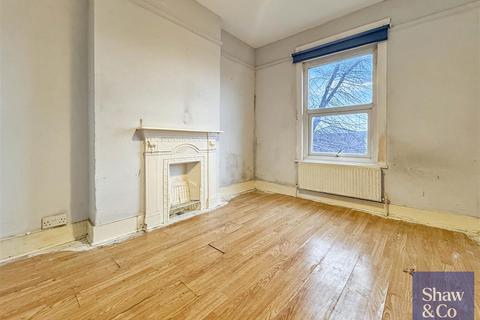 285 Staines Road, Feltham, TW14 9HF
