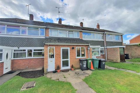 3 bedroom terraced house to rent, Silver Walk, Glendale, Nuneaton