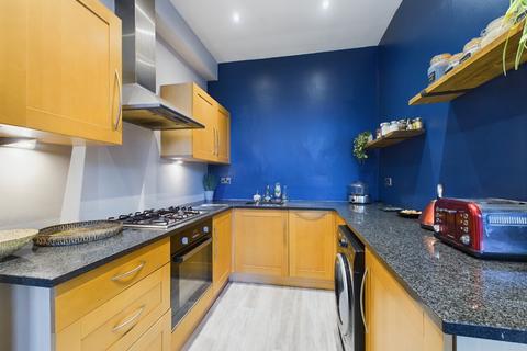 2 bedroom flat for sale, Artizan Road, Abington, Northampton, NN1 4HS