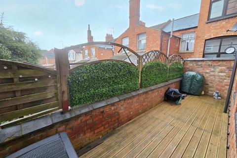 2 bedroom flat for sale, Artizan Road, Abington, Northampton, NN1 4HS