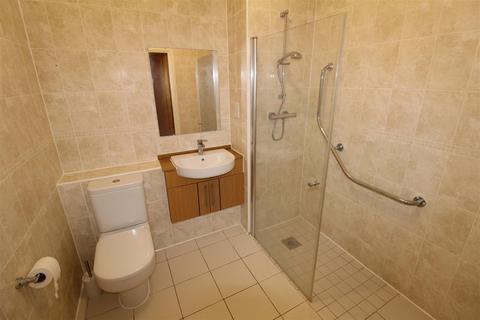 1 bedroom flat for sale, Elliott Court, High Street North, Dunstable