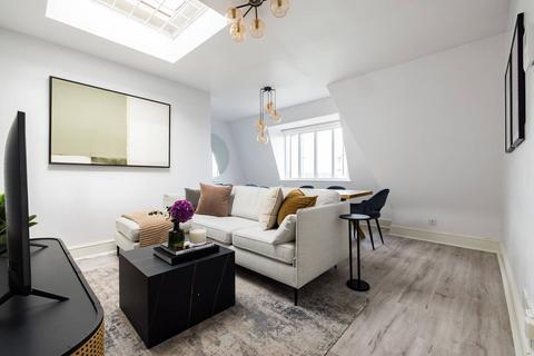 3 bedroom penthouse for sale, Wellington Road, St John's Wood, London, NW8