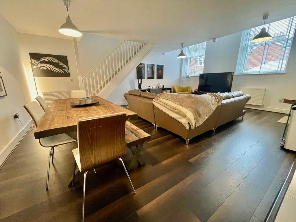 Living Room / Dining Room