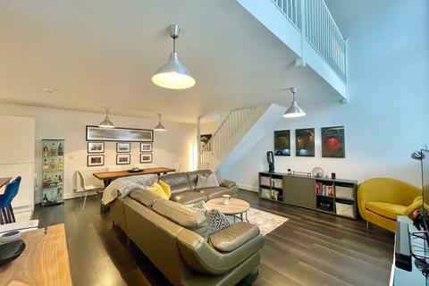 2 bedroom terraced house for sale, Kensington Way, Brentwood, CM14