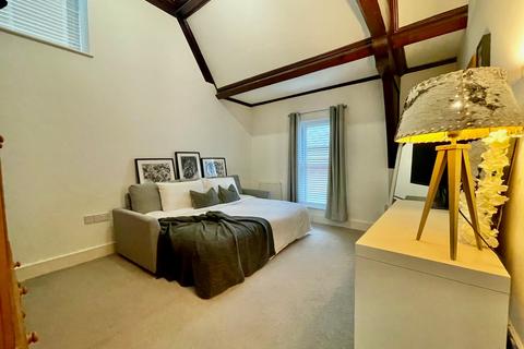 30a Kensington Way, Brentwood, CM14 4RL