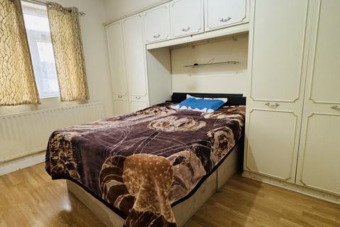 27 Balfour Road, Southall, UB2 5BU