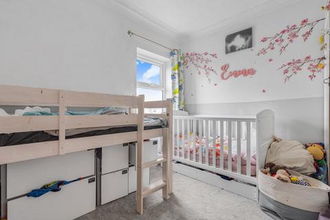142 Woodthorpe Road, Ashford, TW15 3LH