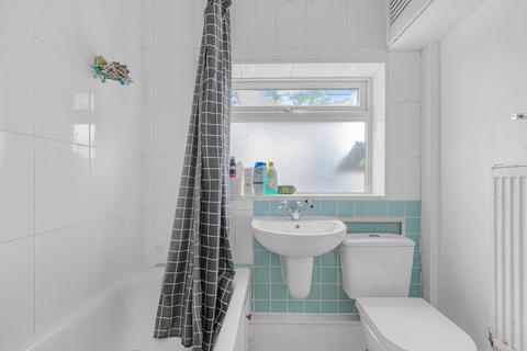 142 Woodthorpe Road, Ashford, TW15 3LH