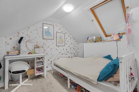 142 Woodthorpe Road, Ashford, TW15 3LH