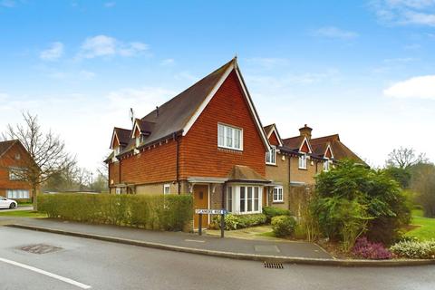 1 bedroom flat for sale, Sycamore Rise, Horsham RH13