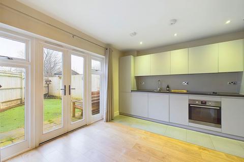 1 bedroom flat for sale, Sycamore Rise, Horsham RH13