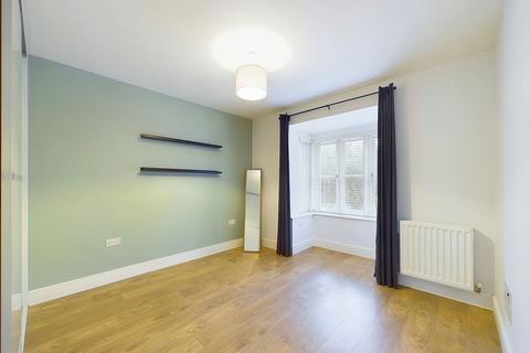 1 bedroom flat for sale, Sycamore Rise, Horsham RH13