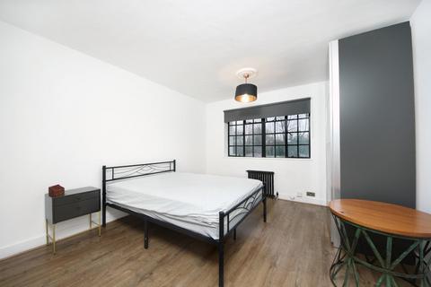 4 bedroom flat for sale, Ealing Village, W5