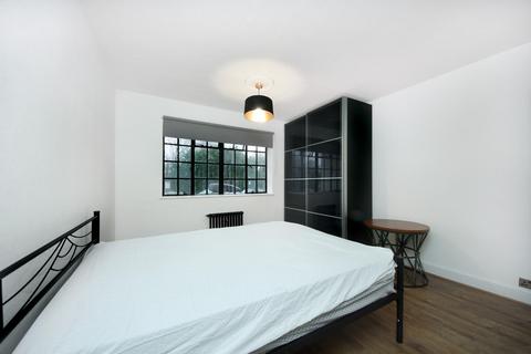 4 bedroom flat for sale, Ealing Village, W5