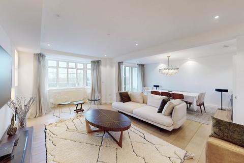 4 bedroom apartment to rent, St James Close, Prince Albert Road, London, NW8