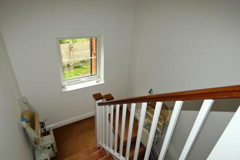 1 bedroom flat for sale, Hall Barn, CO5