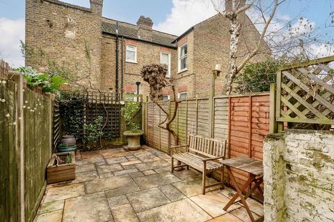 124 Durham Road, London, SW20 0DG