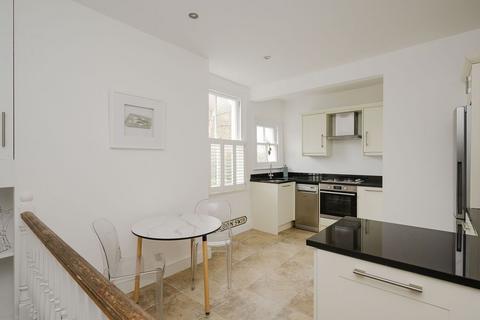 124 Durham Road, London, SW20 0DG