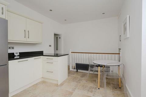124 Durham Road, London, SW20 0DG