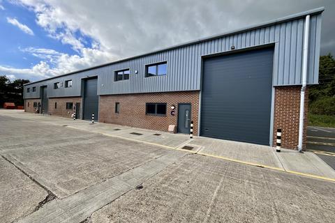 Warehouse to rent, Units B & C Horatio Court, Hannah Way, Gordleton Industrial Estate, Lymington, SO41 8JD