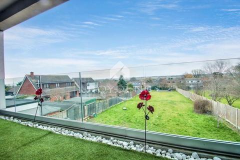 5 bedroom detached house for sale, Point Clear Road, St. Osyth, Clacton-on-Sea, Essex, CO16 8JU