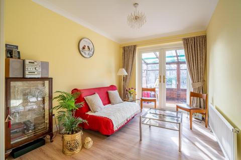 3 Carnoustie Close, York, YO26 5QN