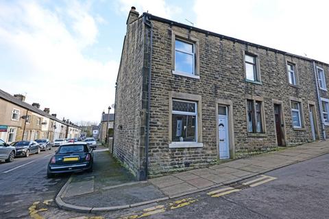 3 bedroom end of terrace house for sale, Edmondson Street, Barnoldswick, BB18