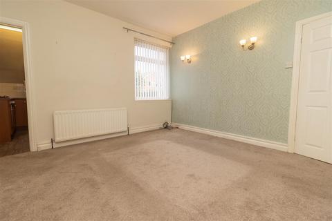 2 bedroom ground floor flat for sale, Balmoral Gardens, North Shields NE29