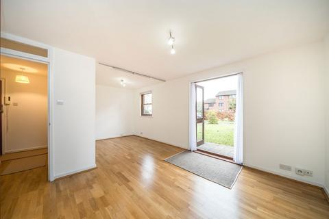 Studio for sale, Mayfield Road, London W12