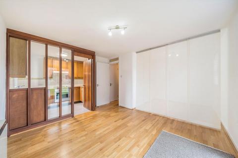 Studio for sale, Mayfield Road, London W12