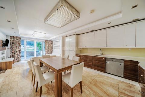 6 bedroom detached house for sale, Hampstead Garden Suburb borders NW11