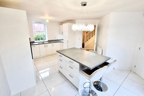 3 bedroom detached house for sale, Tamworth B78