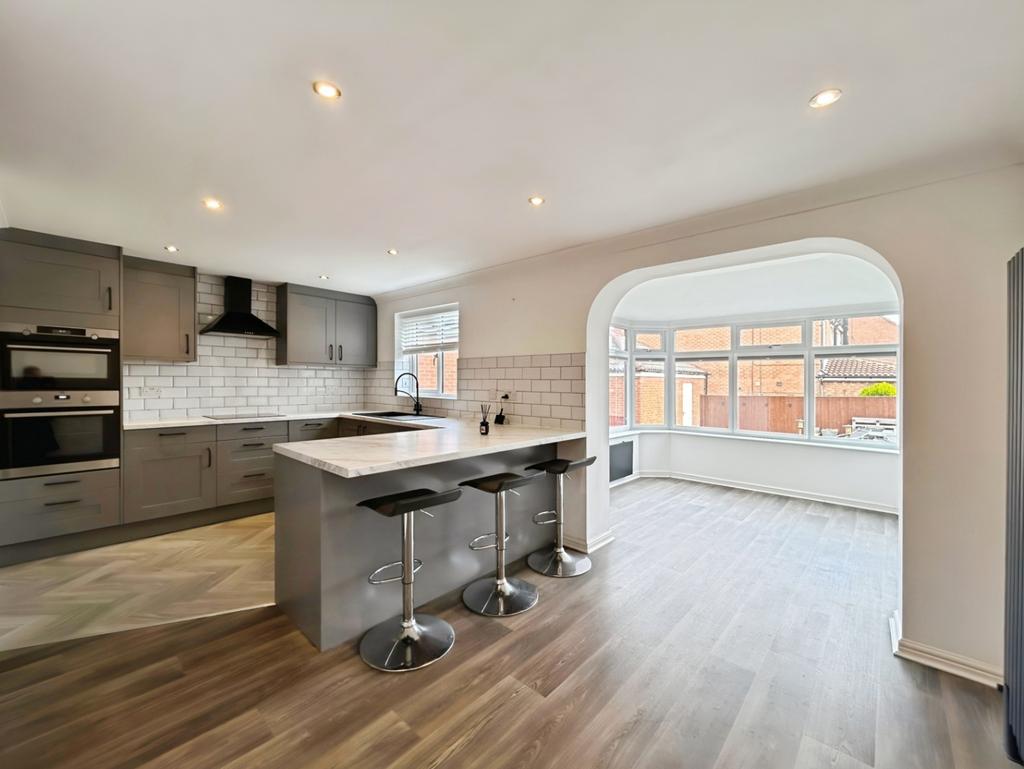 Pbox-kitchen-323106.jpg