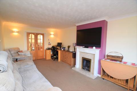 30 Mclellan Gardens, Dalbeattie, DG5 4BX