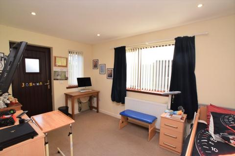 30 Mclellan Gardens, Dalbeattie, DG5 4BX