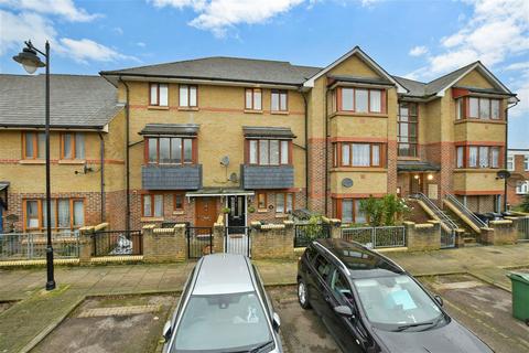 5 bedroom townhouse for sale, Hazel Way, Chingford