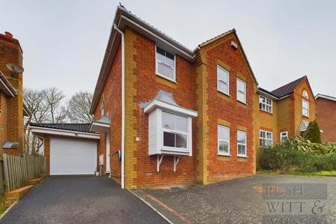 4 bedroom detached house for sale, Whittlewood Close, St. Leonards-On-Sea