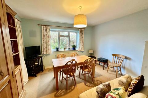 2 bedroom semi-detached house for sale, Weydon Hill Road, Farnham