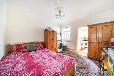 2 bedroom terraced house for sale, George Road, Surrey GU1