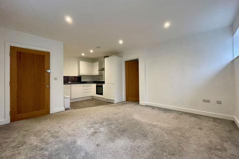 1 bedroom apartment to rent, Bath Road, Reading RG7