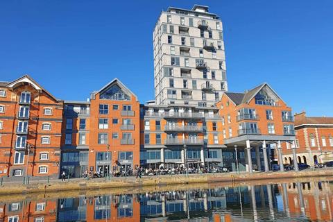 Key Street, Regatta Quay