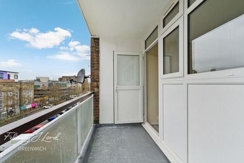 2 bedroom apartment for sale, Giffin Street, London, SE8 4RJ