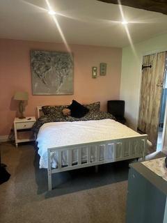 2 bedroom cottage to rent, The Oxhey, Bushley GL20